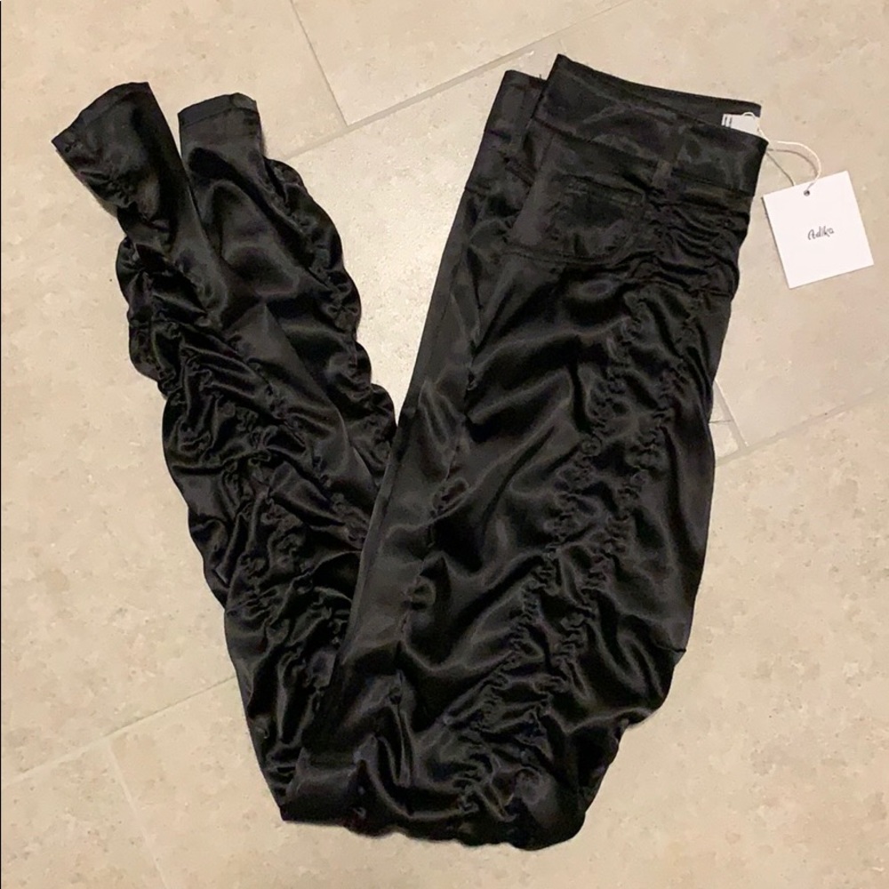 Adika Ruched Leg Pants - Picture 5 of 6